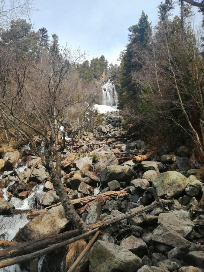 La Bruna De Esterri Esterri d'Àneu Exteriör bild